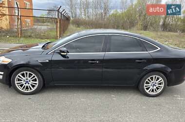 Седан Ford Mondeo 2012 в 