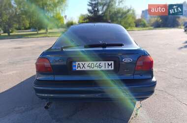 Лифтбек Ford Mondeo 1993 в 