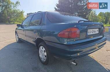 Лифтбек Ford Mondeo 1993 в 