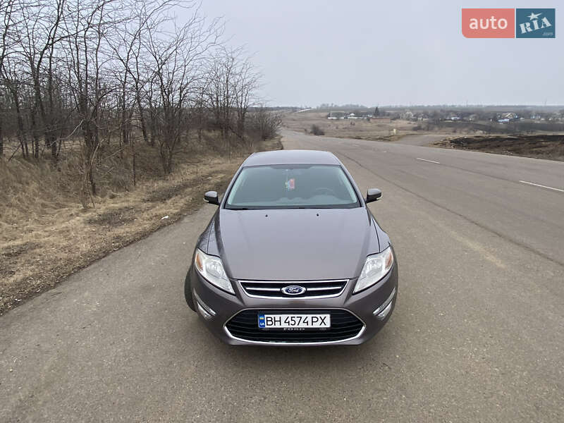 Седан Ford Mondeo 2012 в Березівці
