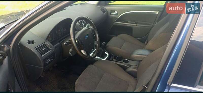 Лифтбек Ford Mondeo 2007 в Кривом Роге