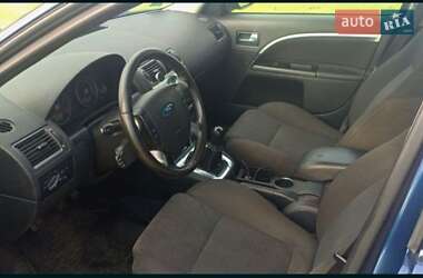 Лифтбек Ford Mondeo 2007 в 