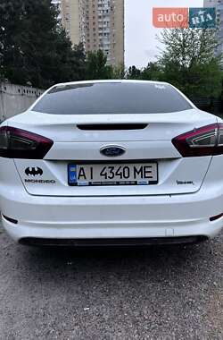 Седан Ford Mondeo 2011 в 