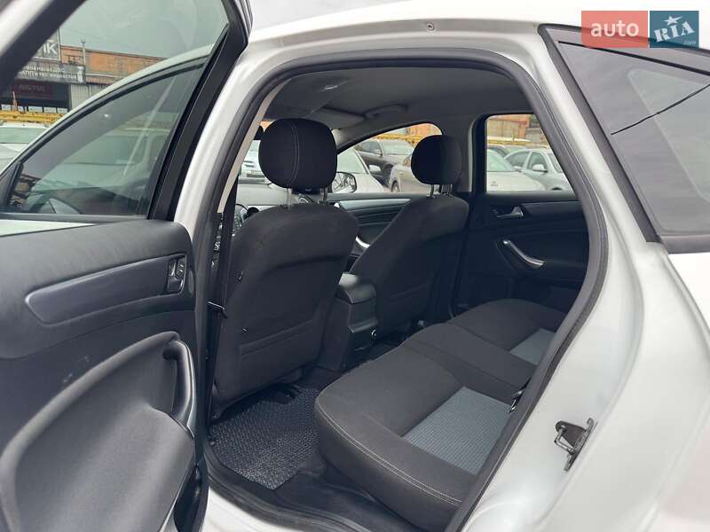 Седан Ford Mondeo 2012 в Запоріжжі