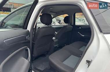 Седан Ford Mondeo 2012 в 