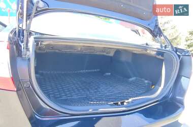 Седан Ford Mondeo 2012 в 
