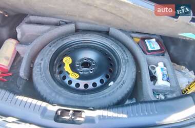 Седан Ford Mondeo 2012 в 