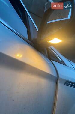 Лифтбек Ford Mondeo 2013 в 