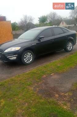 Седан Ford Mondeo 2012 в 