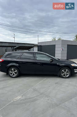 Універсал Ford Mondeo 2010 в 