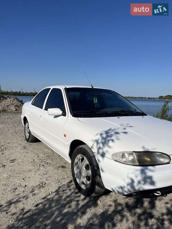 Седан Ford Mondeo 1994 в Кременчуге