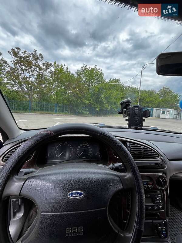 Седан Ford Mondeo 2000 в Кривом Роге