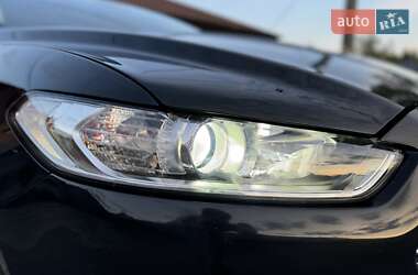 Седан Ford Mondeo 2017 в 