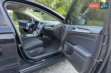 Седан Ford Mondeo 2017 в 
