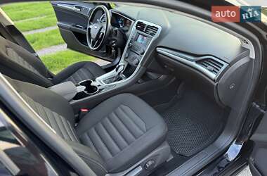 Седан Ford Mondeo 2017 в 