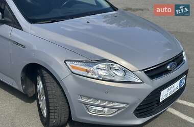 Ліфтбек Ford Mondeo 2013 в 