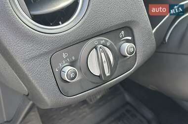 Ліфтбек Ford Mondeo 2013 в 