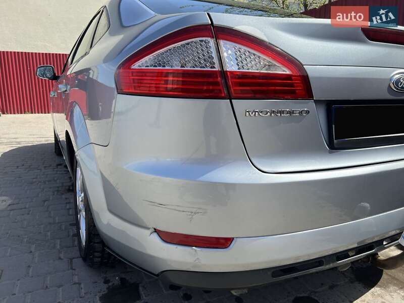 Лифтбек Ford Mondeo 2010 в Каменке-Бугской