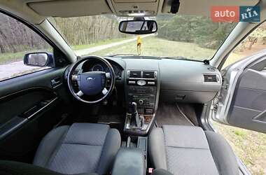 Універсал Ford Mondeo 2004 в 