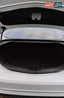 Седан Ford Mondeo 2012 в 