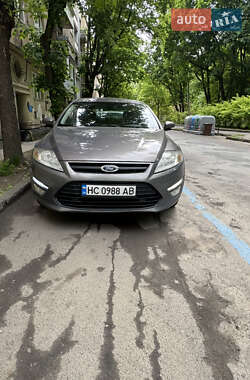 Лифтбек Ford Mondeo 2014 в Львове