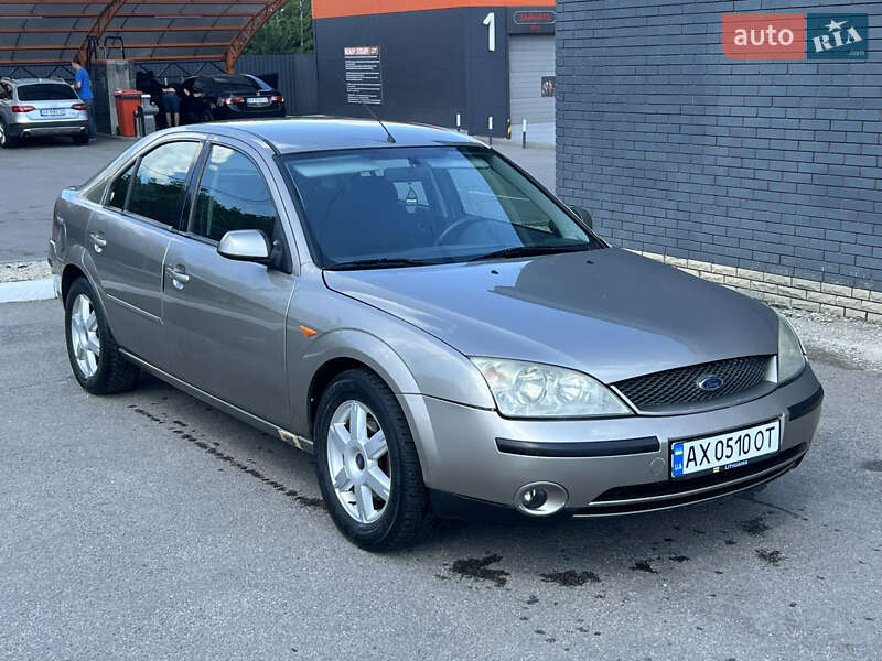 Ford Mondeo 2003