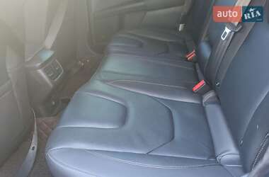 Седан Ford Mondeo 2015 в 