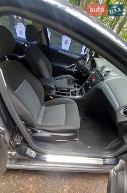 Седан Ford Mondeo 2011 в 