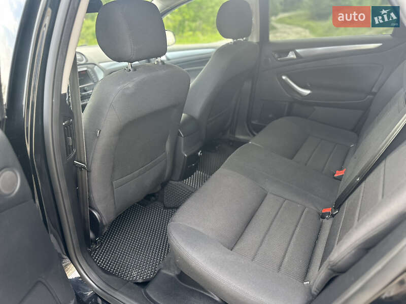 Универсал Ford Mondeo 2012 в Радивилове фото 17 Универсал Ford Mondeo 2012 в Радивилове