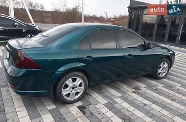 Седан Ford Mondeo 2002 в 