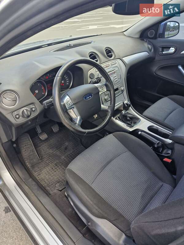 Седан Ford Mondeo 2007 в Киеве