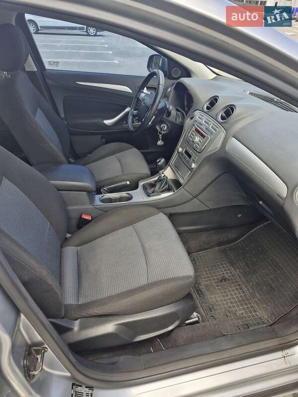 Седан Ford Mondeo 2007 в Киеве