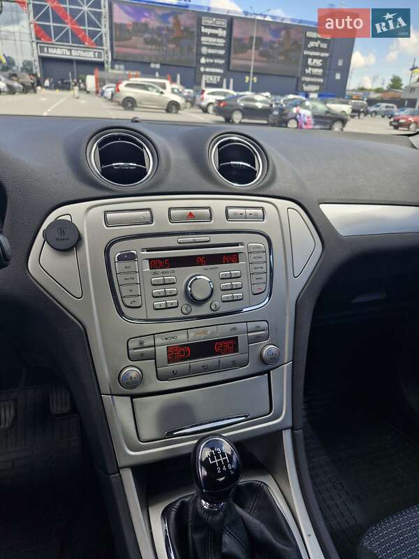 Седан Ford Mondeo 2007 в Киеве