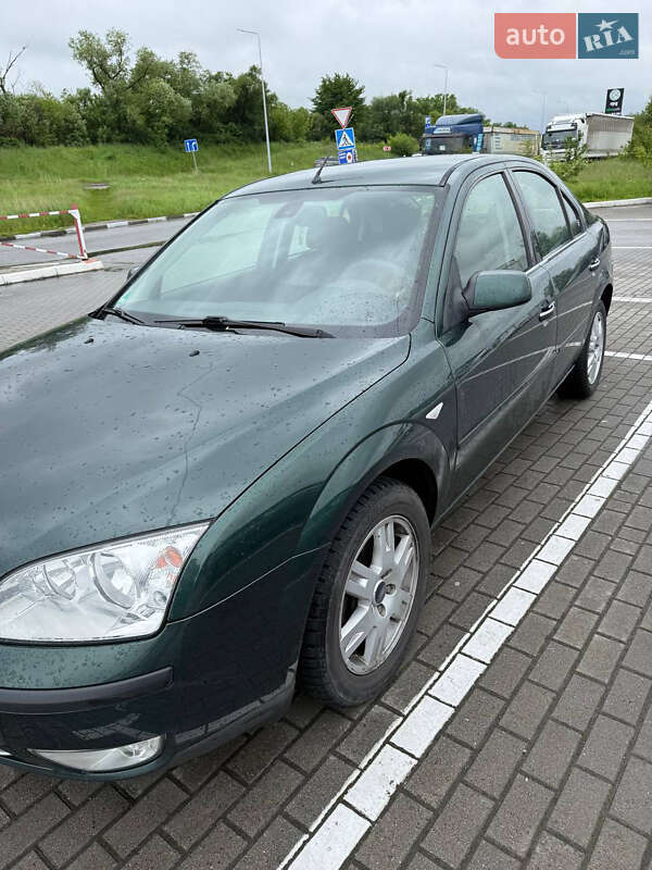 Лифтбек Ford Mondeo 2003 в Львове
