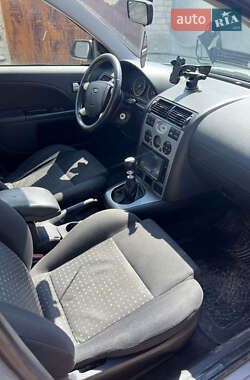 Седан Ford Mondeo 2003 в 