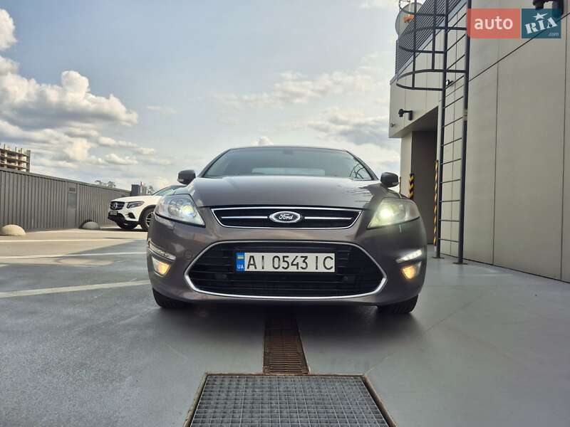 Седан Ford Mondeo 2011 в Киеве