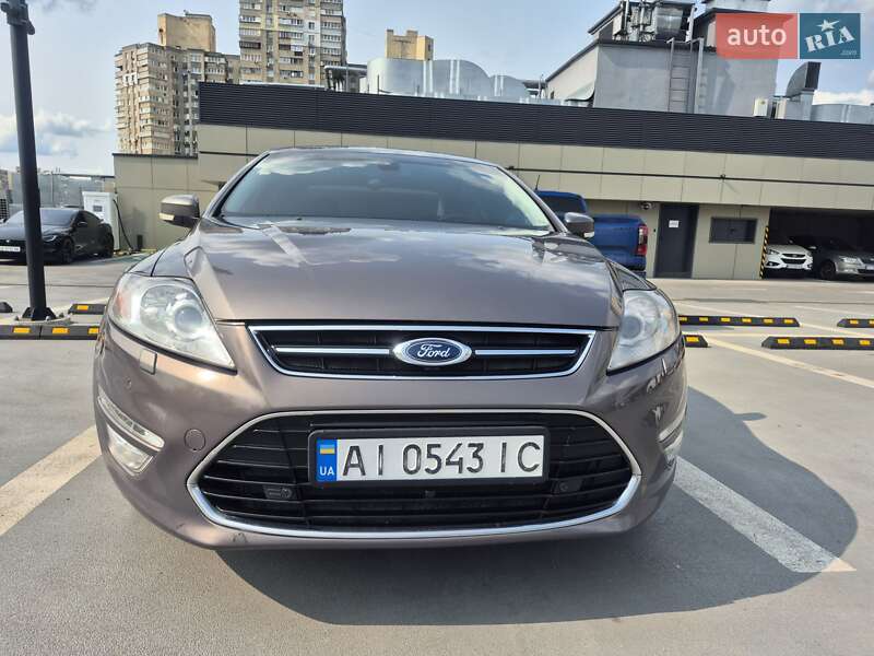 Седан Ford Mondeo 2011 в Киеве