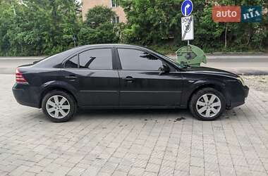Ліфтбек Ford Mondeo 2005 в 