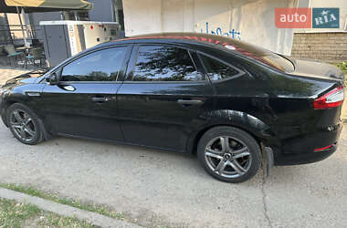 Седан Ford Mondeo 2011 в 