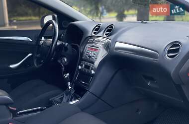 Лифтбек Ford Mondeo 2009 в 