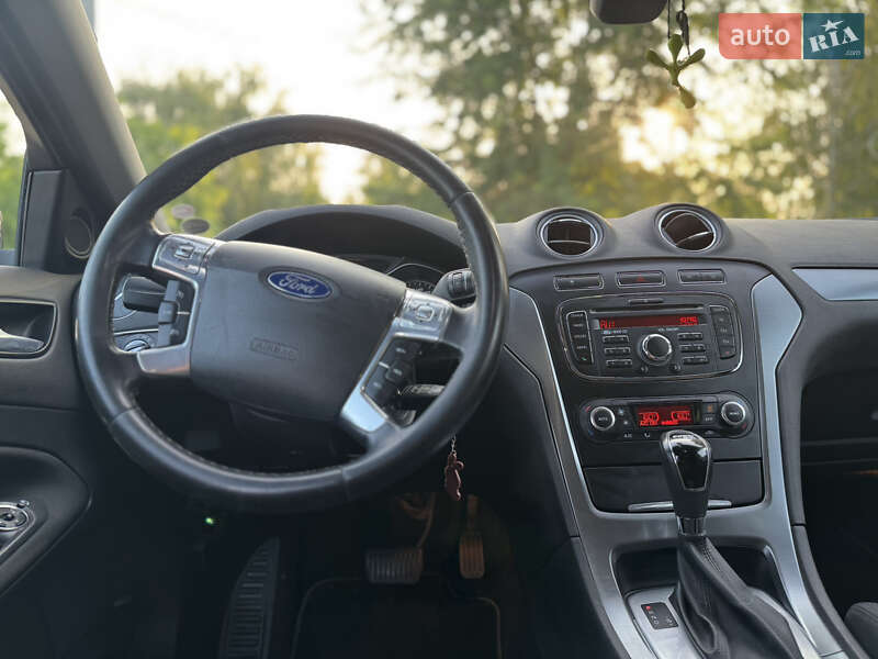 Универсал Ford Mondeo 2011 в Лубнах