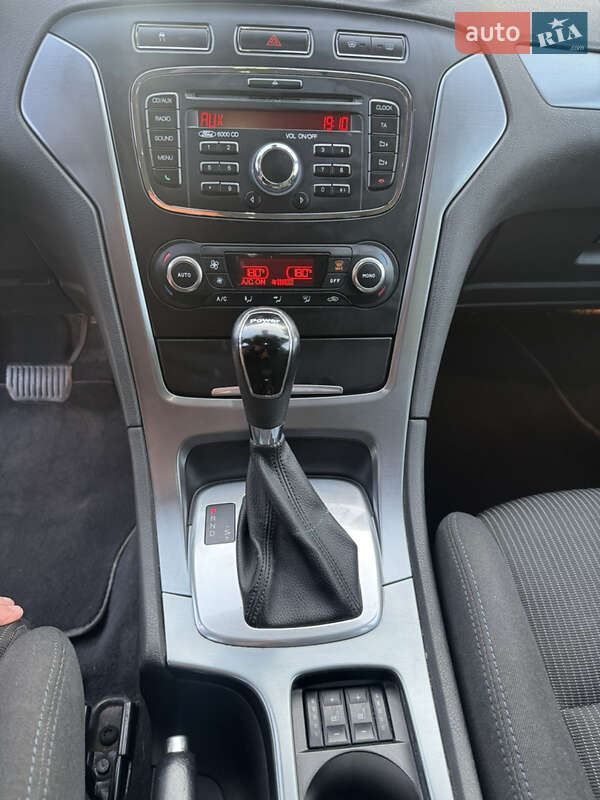 Универсал Ford Mondeo 2011 в Лубнах