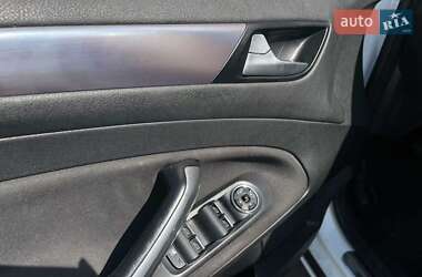 Седан Ford Mondeo 2011 в 