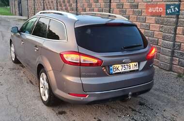 Універсал Ford Mondeo 2011 в 