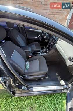 Седан Ford Mondeo 2011 в 