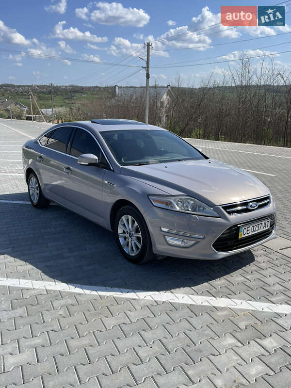Седан Ford Mondeo 2010 в Чернівцях