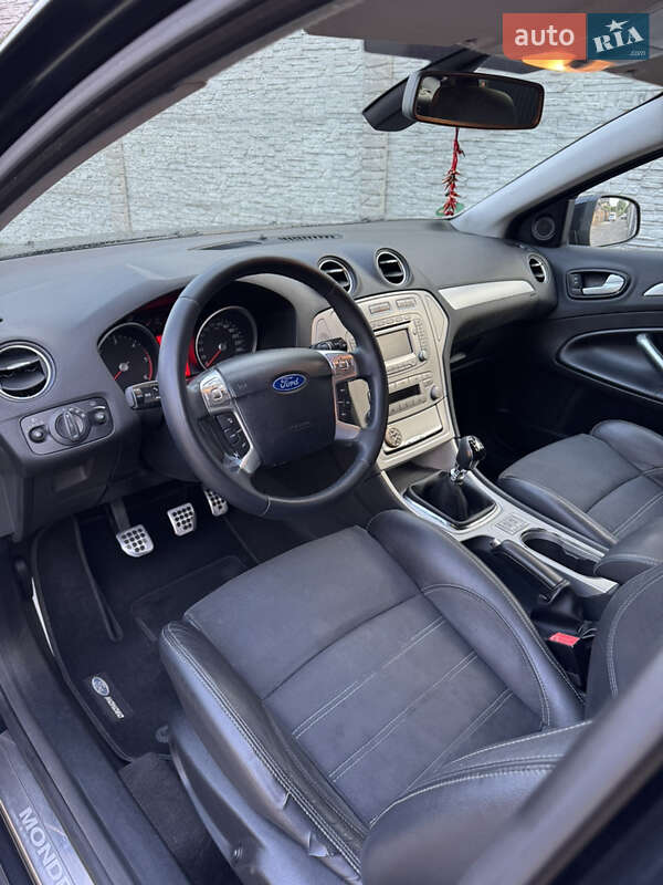 Універсал Ford Mondeo 2010 в Львові