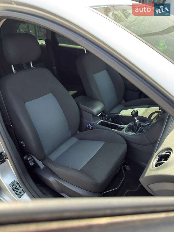 Универсал Ford Mondeo 2011 в Черновцах