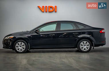 Седан Ford Mondeo 2012 в 