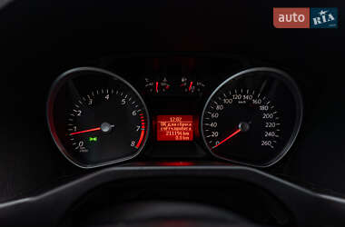 Седан Ford Mondeo 2012 в 